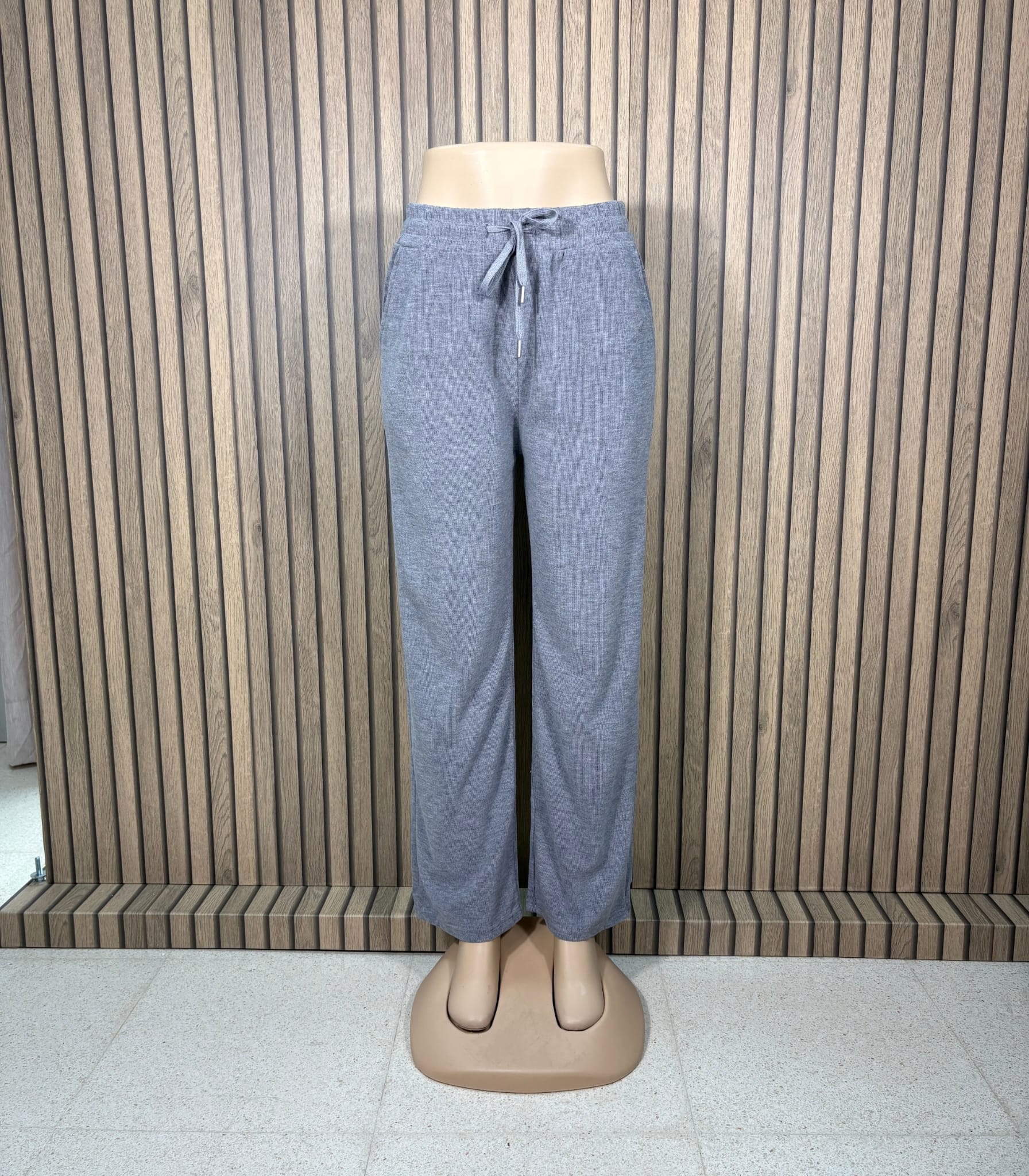 Imagen de WhatsApp 2025-10-29 a las 20.00.50_aa47723f Pantalón Confort Grecia - Imagen 1