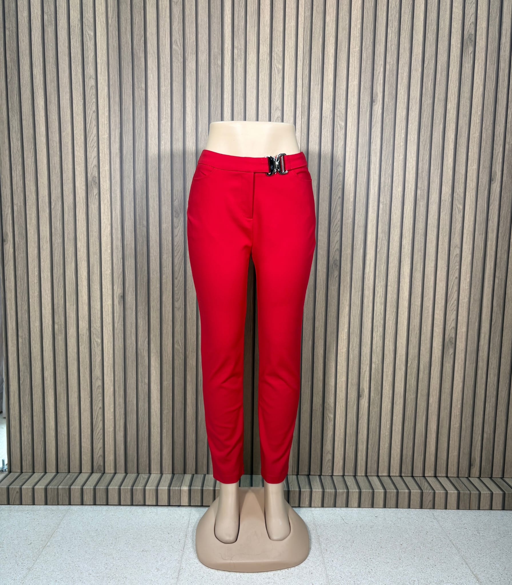 Imagen de WhatsApp 2025-10-29 a las 20.00.51_c0e32ee7 Pantalón Maya - Imagen 1